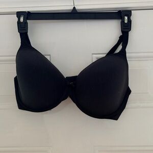 Victoria's Secret Black Molded T-Shirt Bra